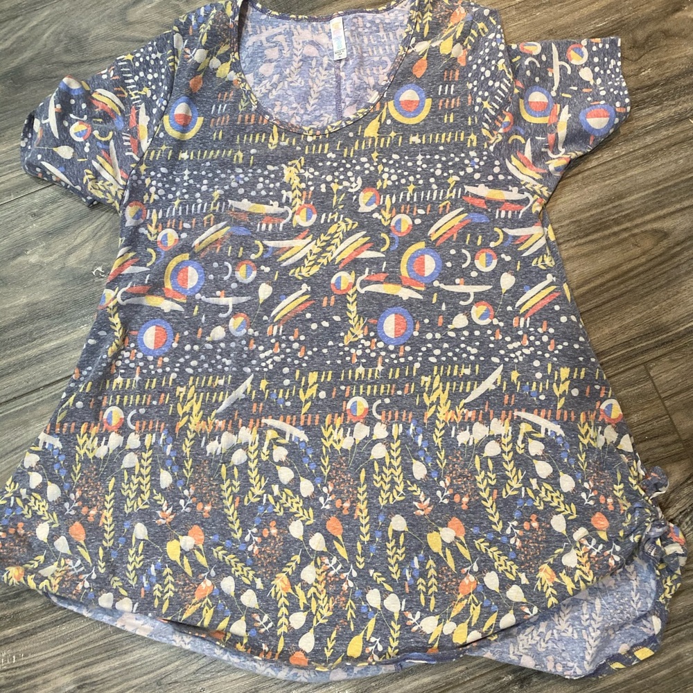Lularoe Perfect Tee, Size XL
